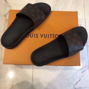 Louis Vuitton Slides